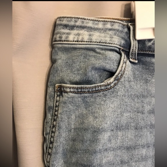 Maurice’s High Rise Light Wash Skinny Jeans Size Large - Picture 5 of 9